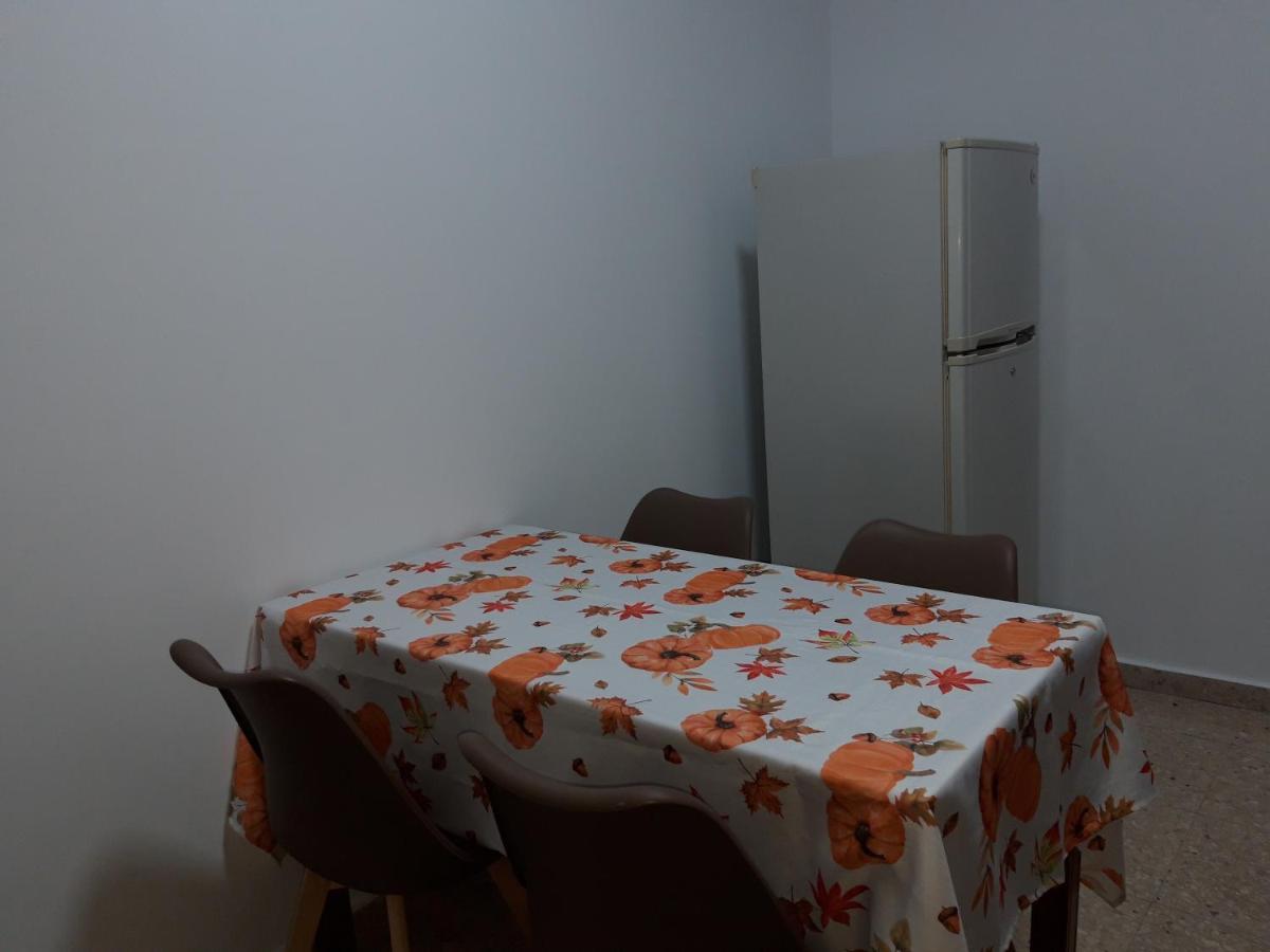 Costas Two-Bedroom Ground Floor Apartment Paphos Exterior photo